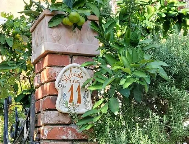 Апартаменты Petite Provence Aux Mandarines *