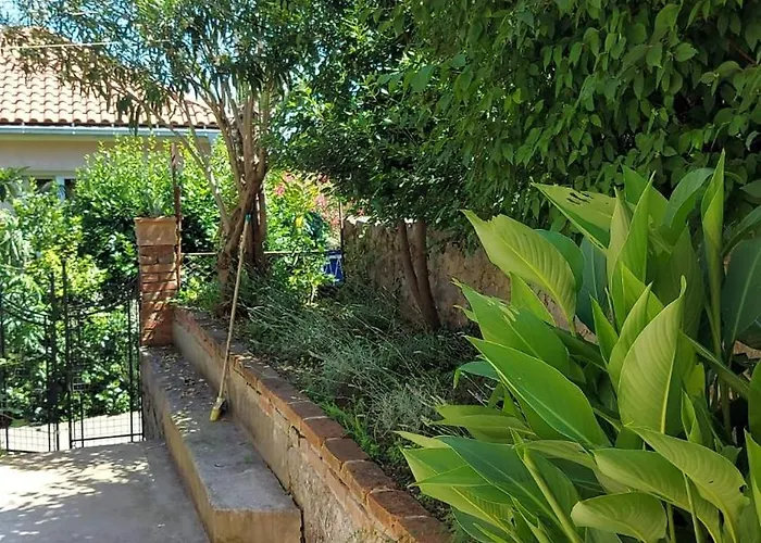 Petite Provence Aux Mandarines * Опатия
